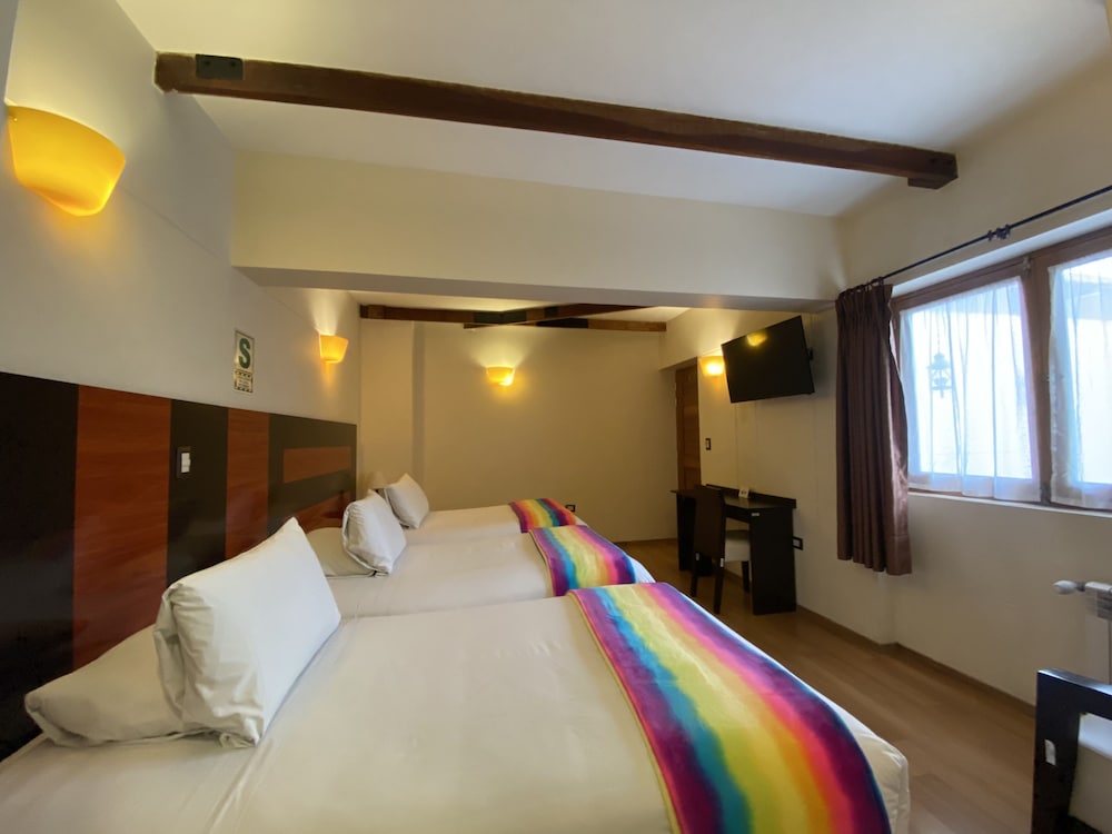 STANDARD, TRIPLE, 3 BEDS