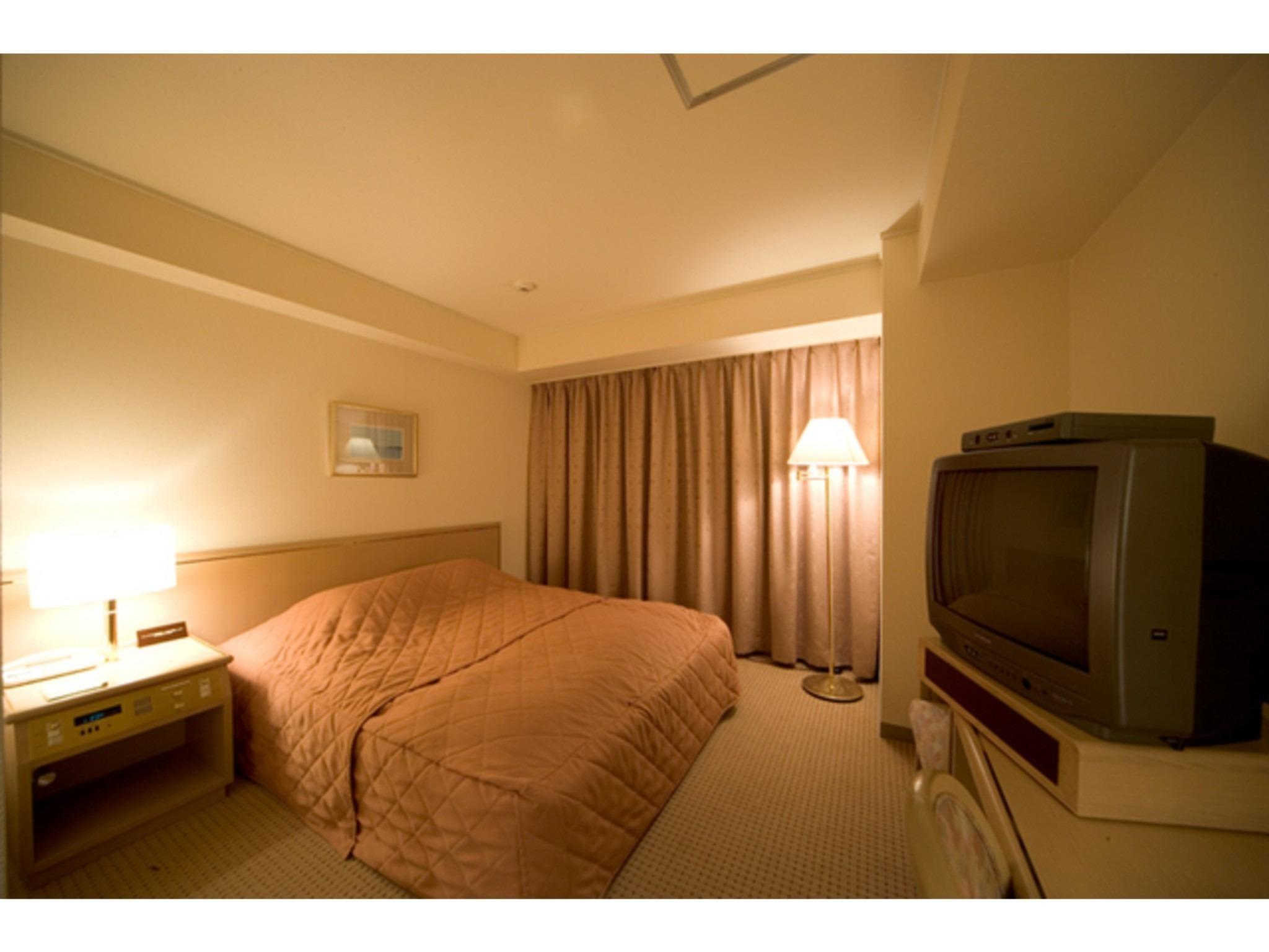 Efficiency, Double Bed, Smoking