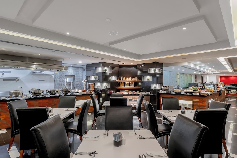Melia Kuala Lumpur 38/50