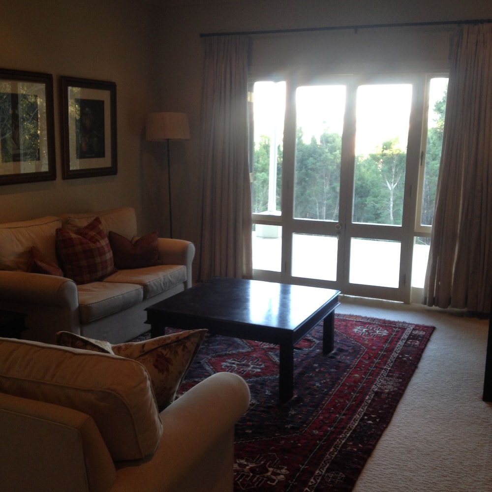 Arum Hill Lodge 16/50