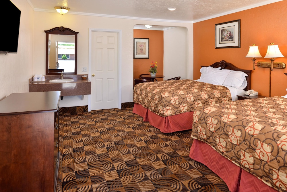 Americas Best Value Inn & Suites Klamath Falls 11/18