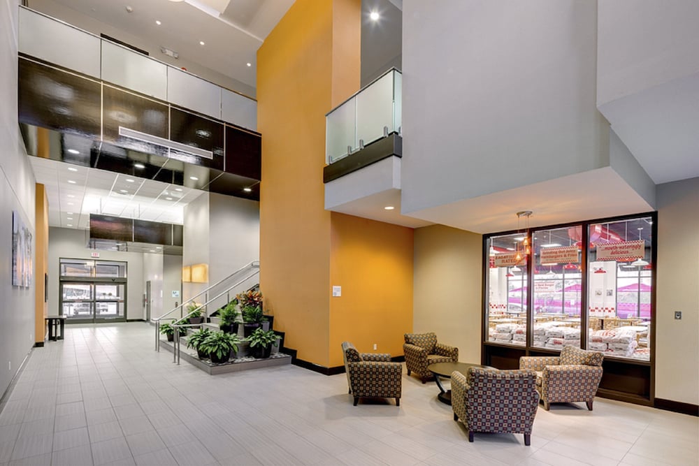 Holiday Inn Express Hotel And Suites Kansas City Ku Medical Center 27/49