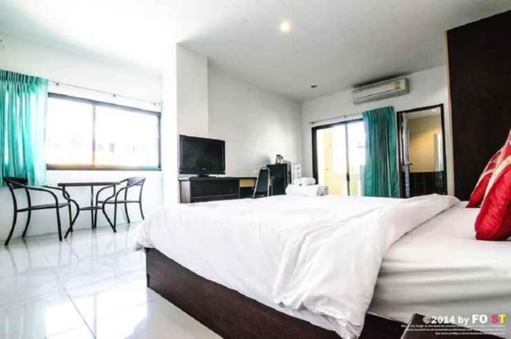 Aj Residence 22/66