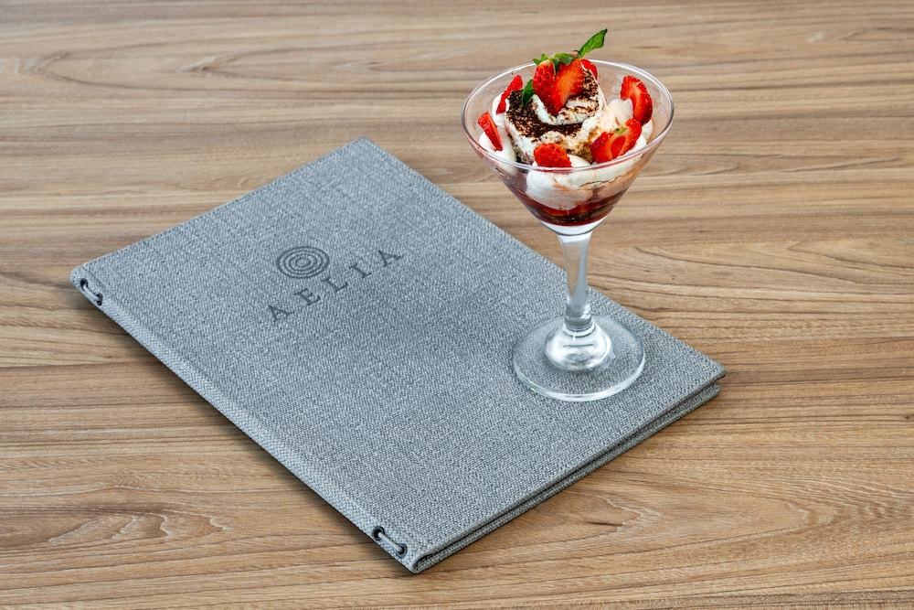 Aelia Luxury Suites 42/50