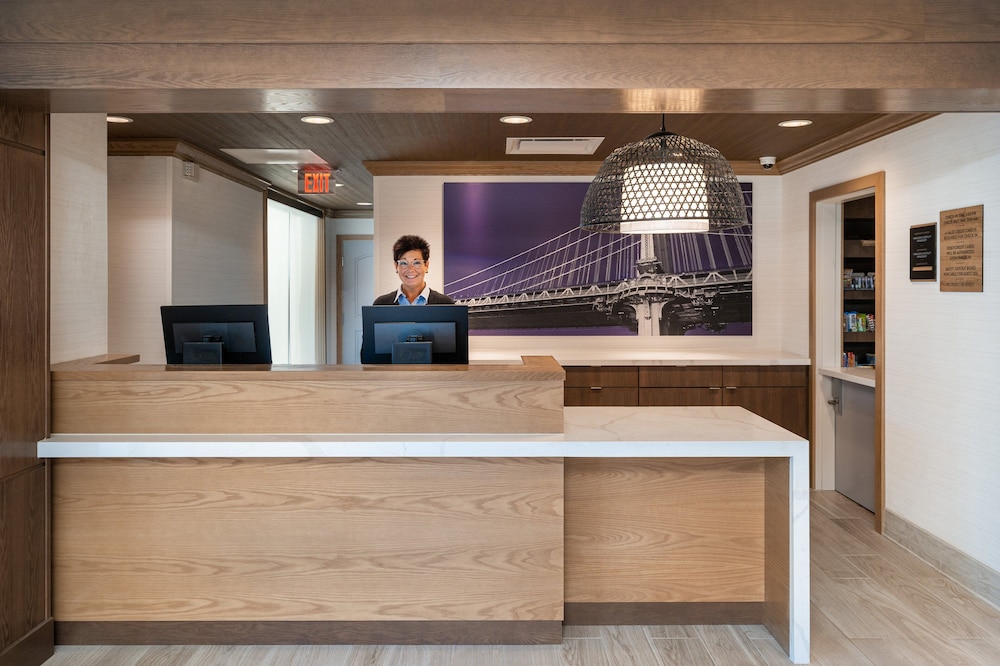 Staybridge Suites Temecula Wine Country 6/48