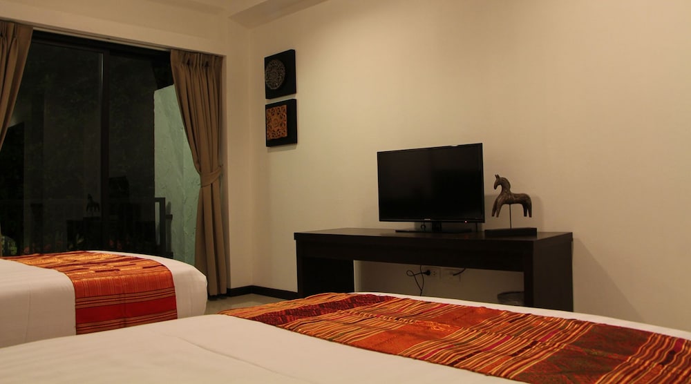 Baan Nan Hotel 24/53