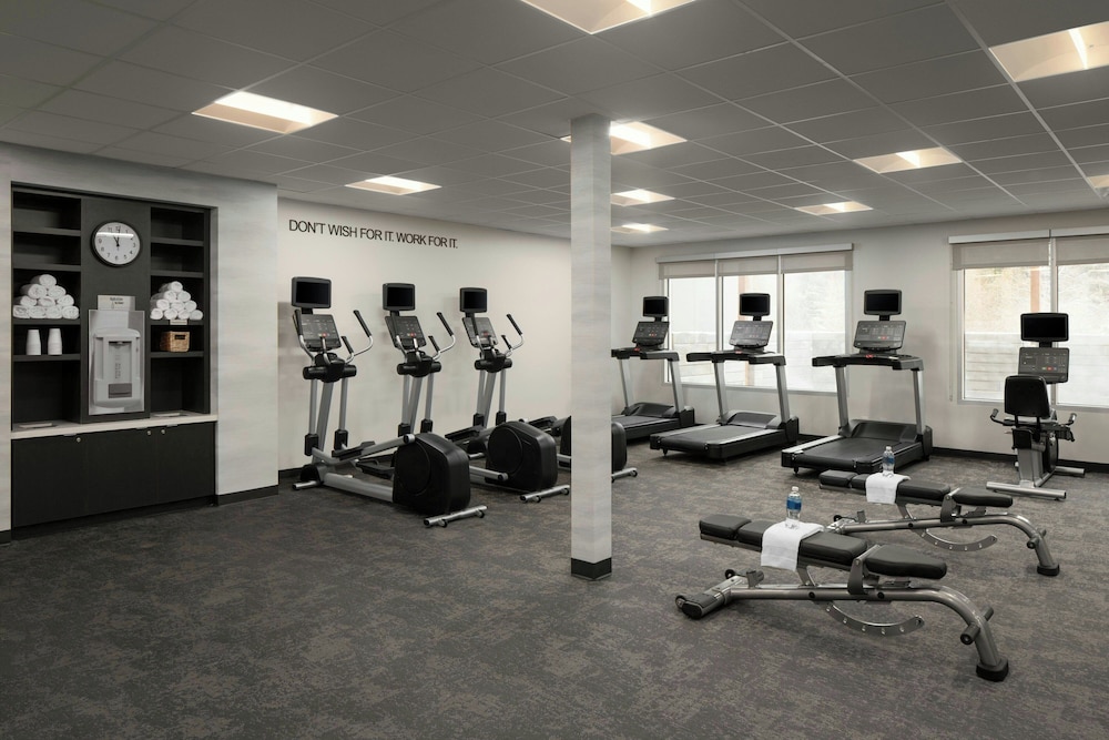Fairfield Inn & Suites Traverse City 10/16