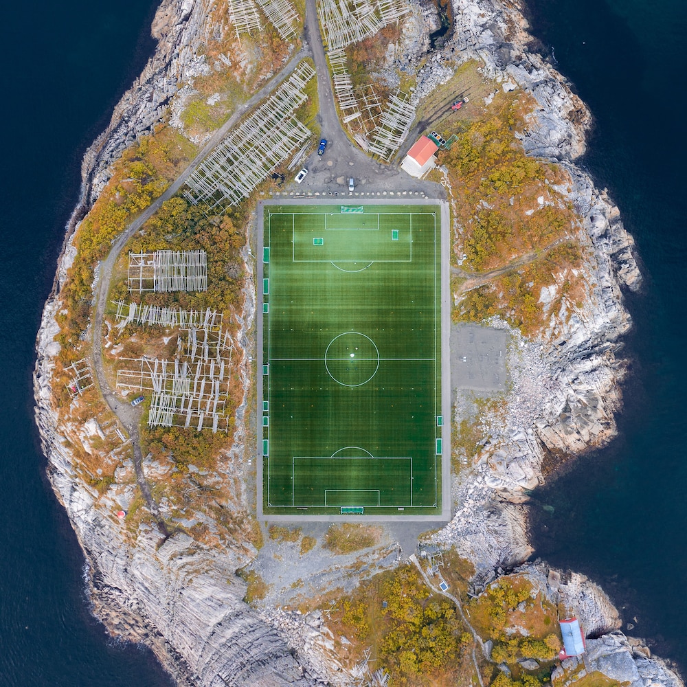 henningsvaer bryggehotell by classic norway hotels