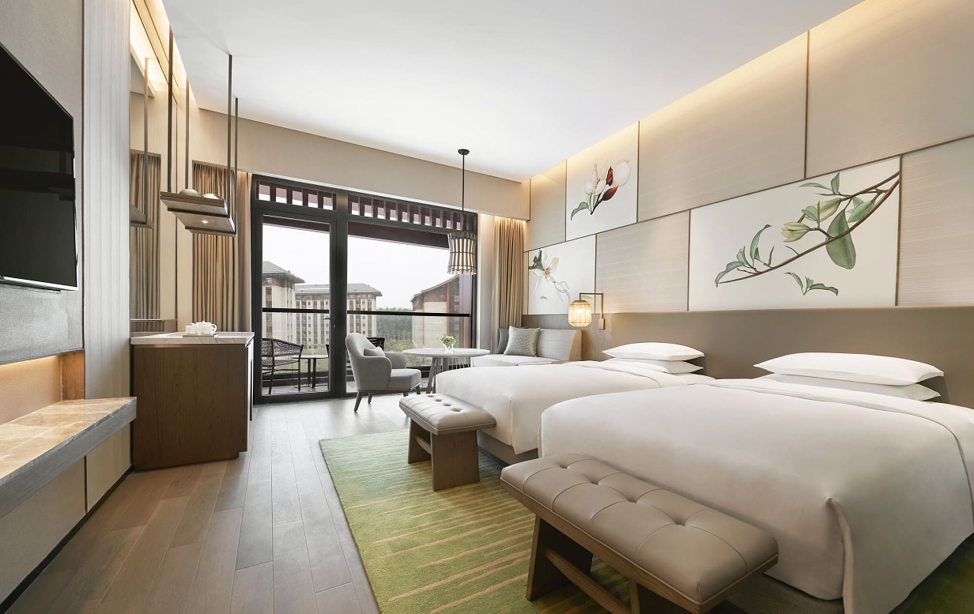 Deluxe, King Bed
