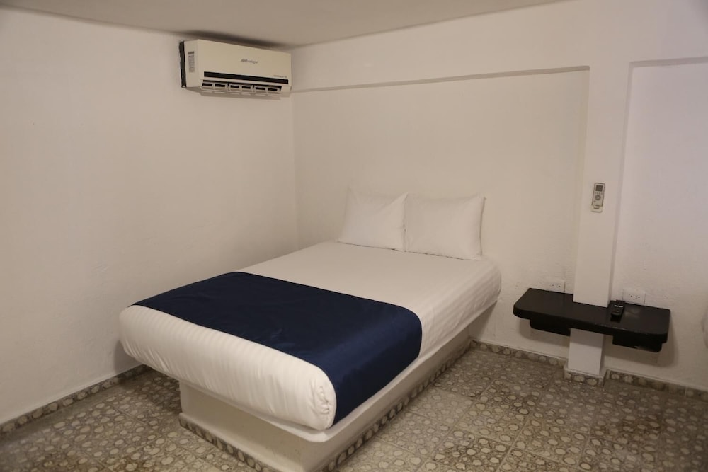 Hotel Melida 12/35