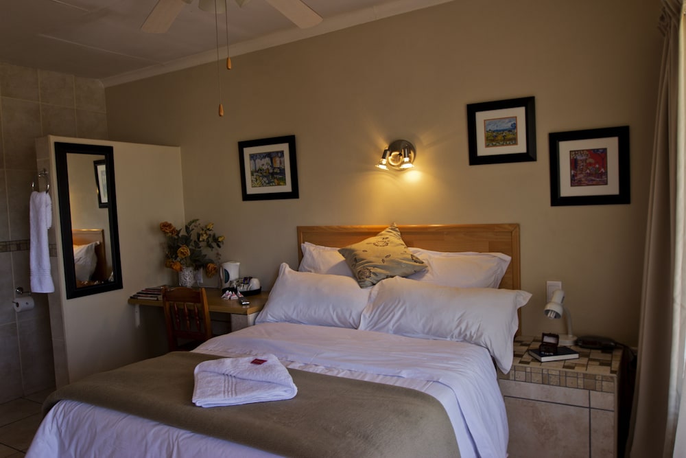 Sunrock Guesthouse 26/77