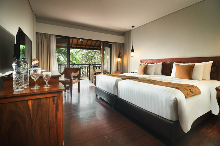 Deluxe, Twin Beds, Green View