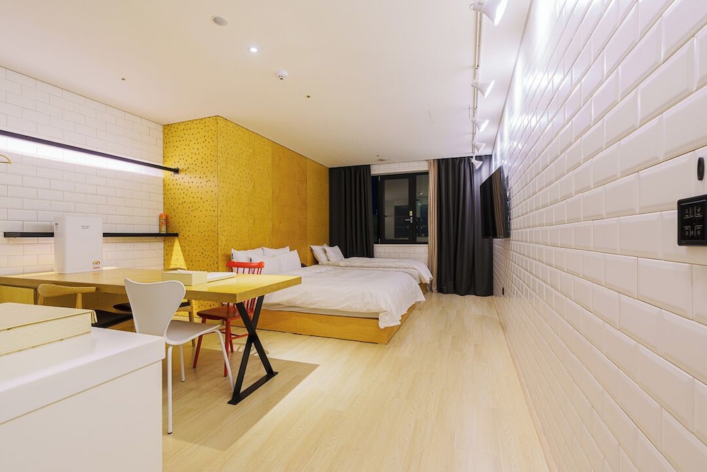 Hotel The Designers Incheon 12/92