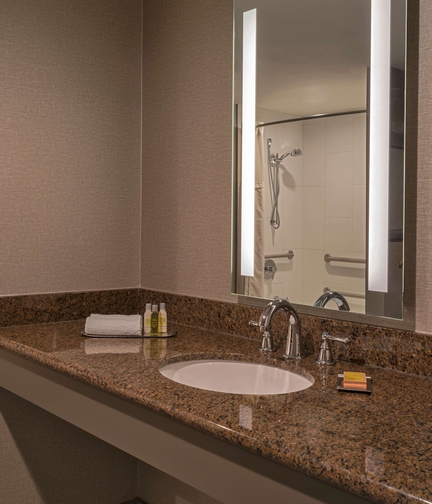 Doubletree By Hilton Austin 22/60