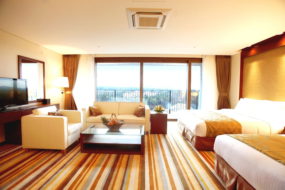 Junior Suite, Garden View