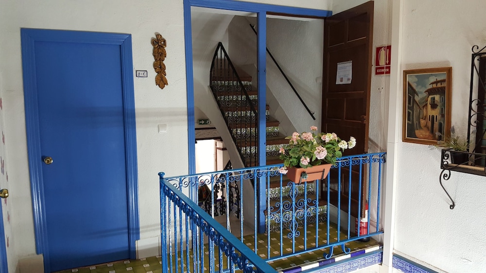 Pension Giraldilla 9/67