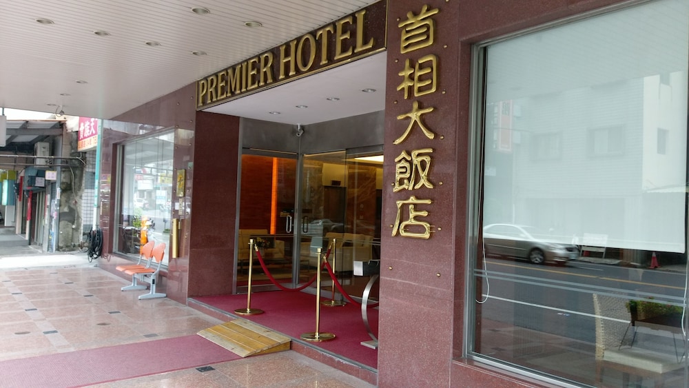 Premier Hotel 17/28