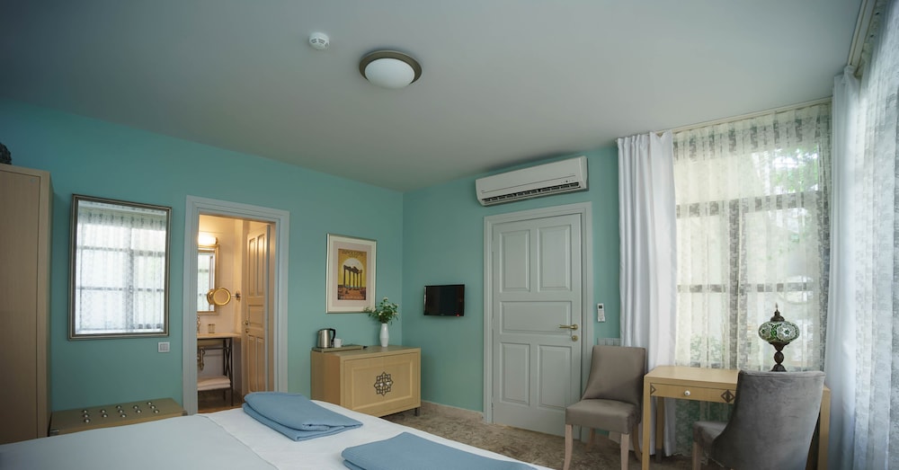 Delight Deluxe Boutique Hotel 46/79