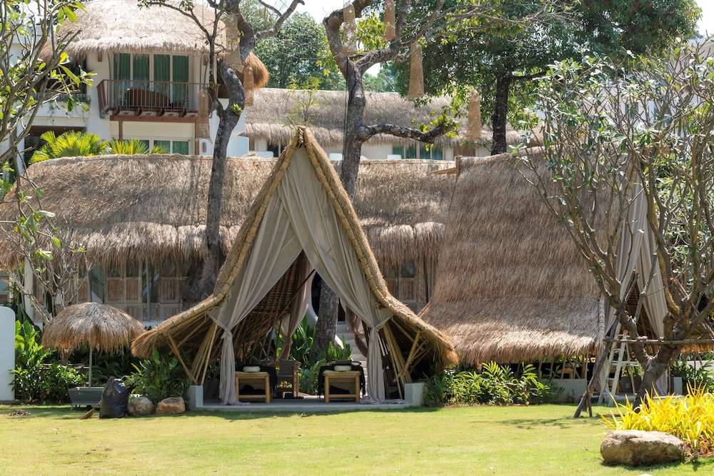 Eden Beach Khao Lak Resort and Spa 127/139