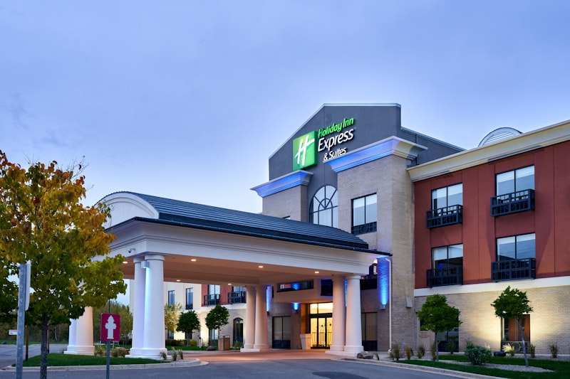Holiday Inn Express Suites Dieppe Airport 2/63