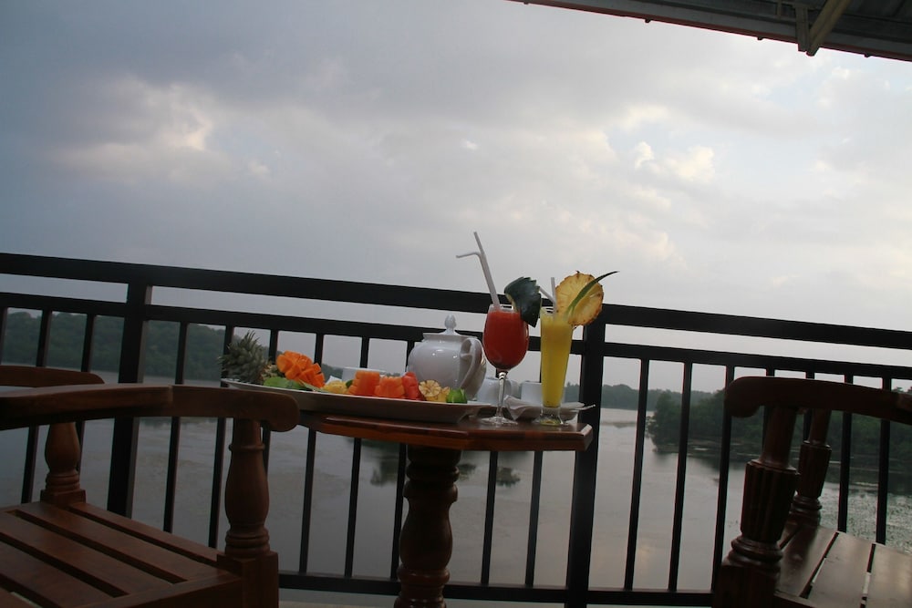 Sanu Lagoon Resort & Spa 32/37