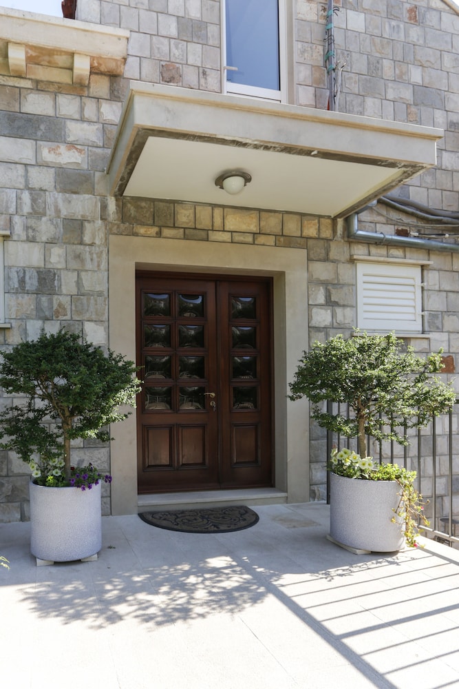 Apartments Villa Celenca photo2