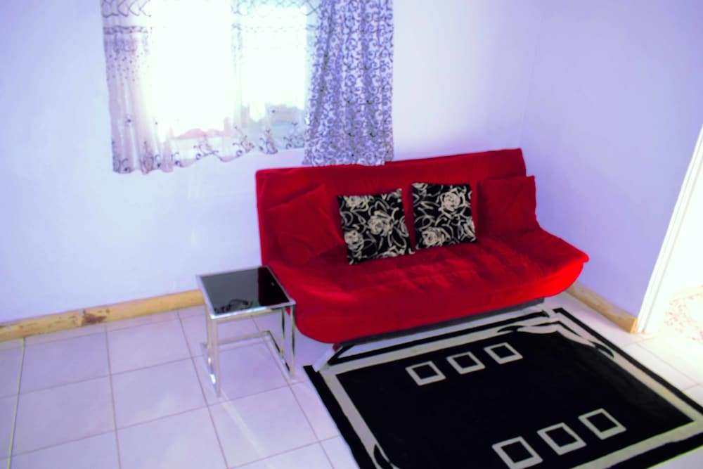 Spendwise Lodge And Apartments 18/50