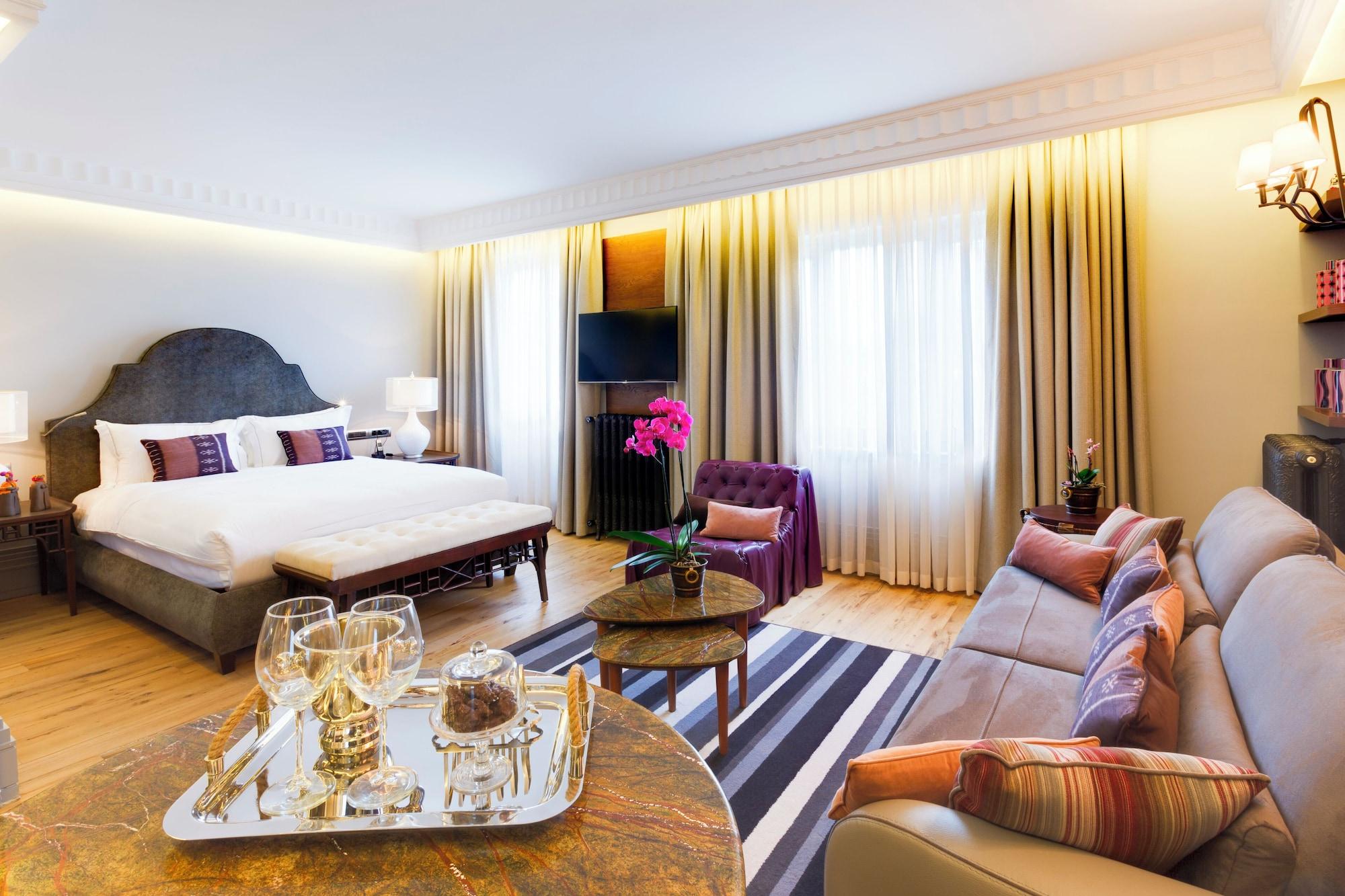 غرفة ديلوكس بإطلالة على المدينة، Ravouna 1906 Suites - Special Class Adults Only 2/6
