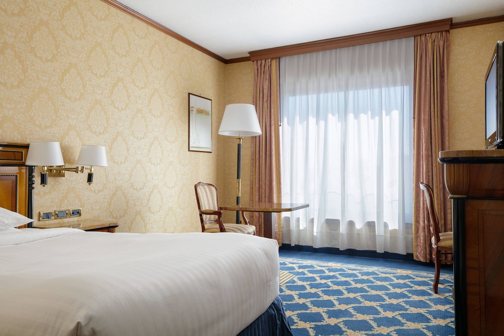 Milan Marriott Hotel 7/23