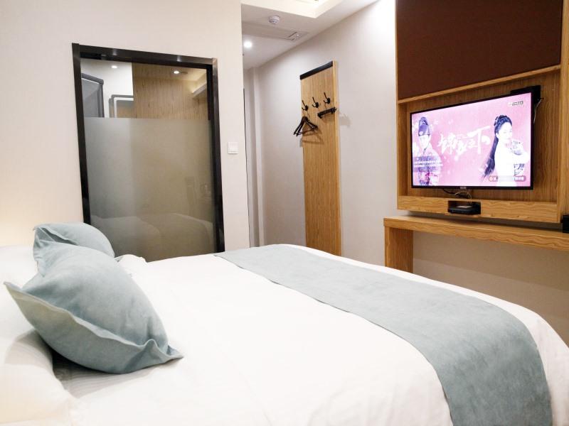 GreenTree Inn Anhui Anqing City Ji Xian South Road Express Hotel 17/20