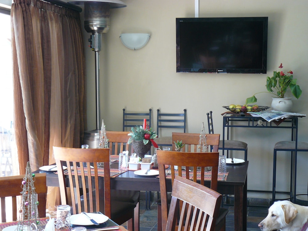 See More Guest House 33/50