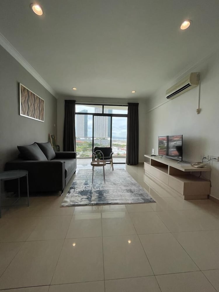 Golden View Serviced Apartment 39/67