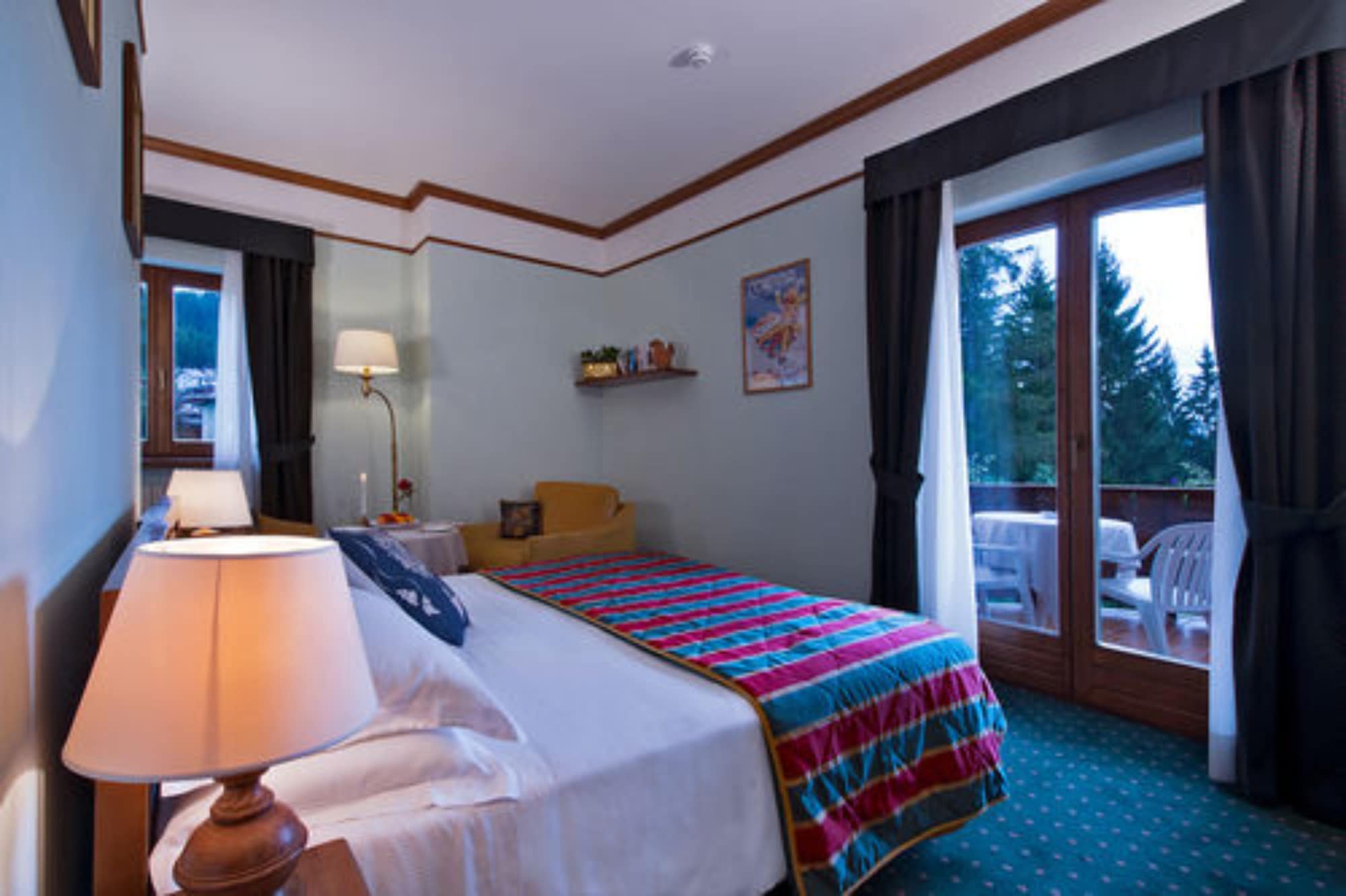 ROOM, DOUBLE BED, MOUNTAIN VIEW, BALCONY