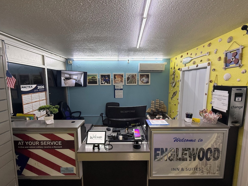 Motel6 Englewood, FL 10/64