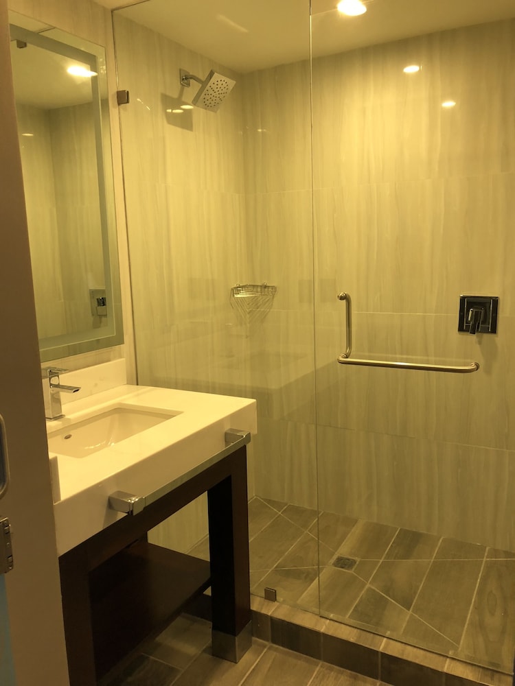 Hilton Garden Inn Salamanca 18/42