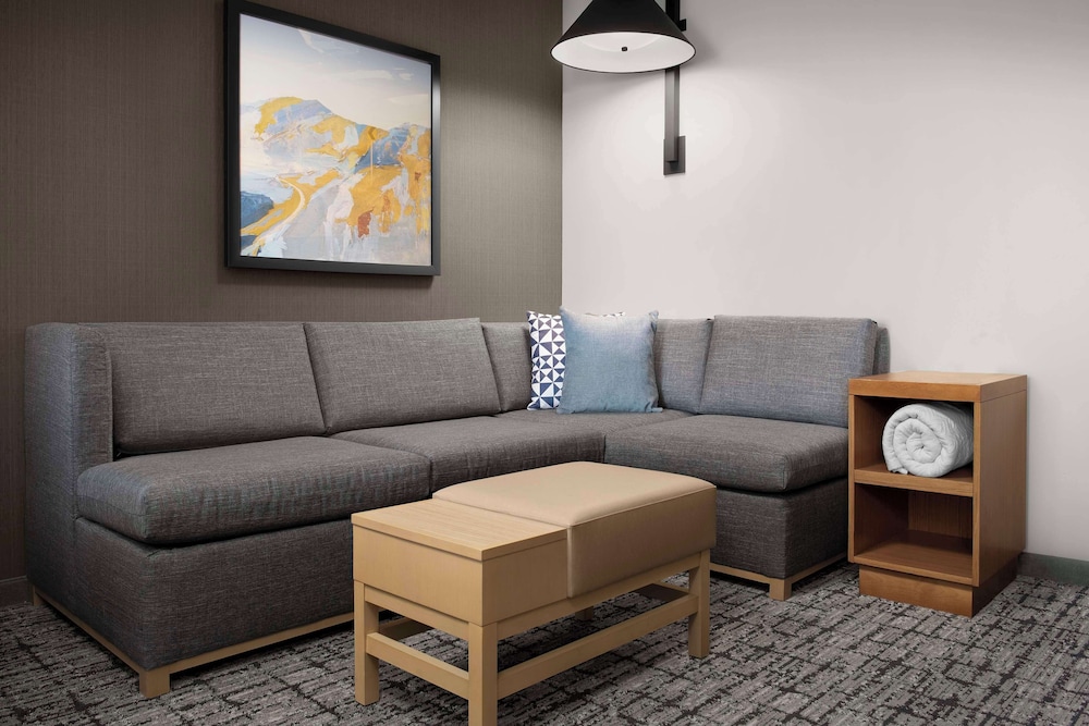 Hyatt Place Boulder Pearl Street 33/60