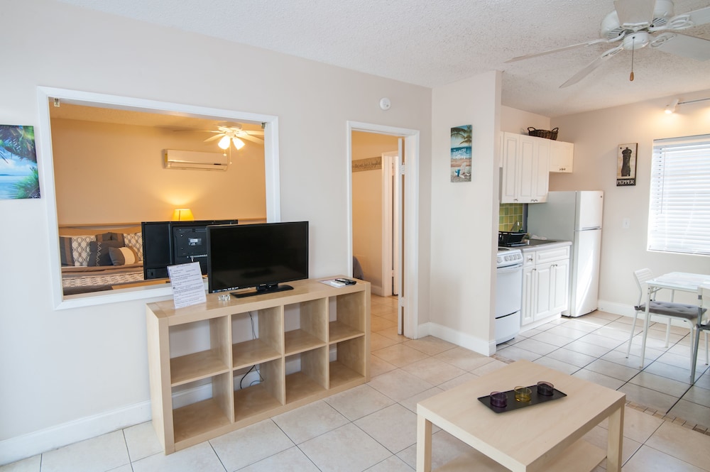 Best Florida Resort 33/66