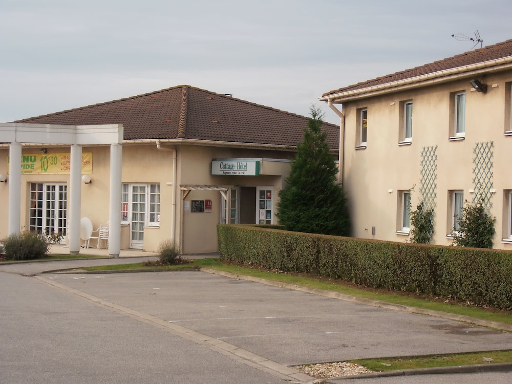 Logis Cottage Hotel 65/66