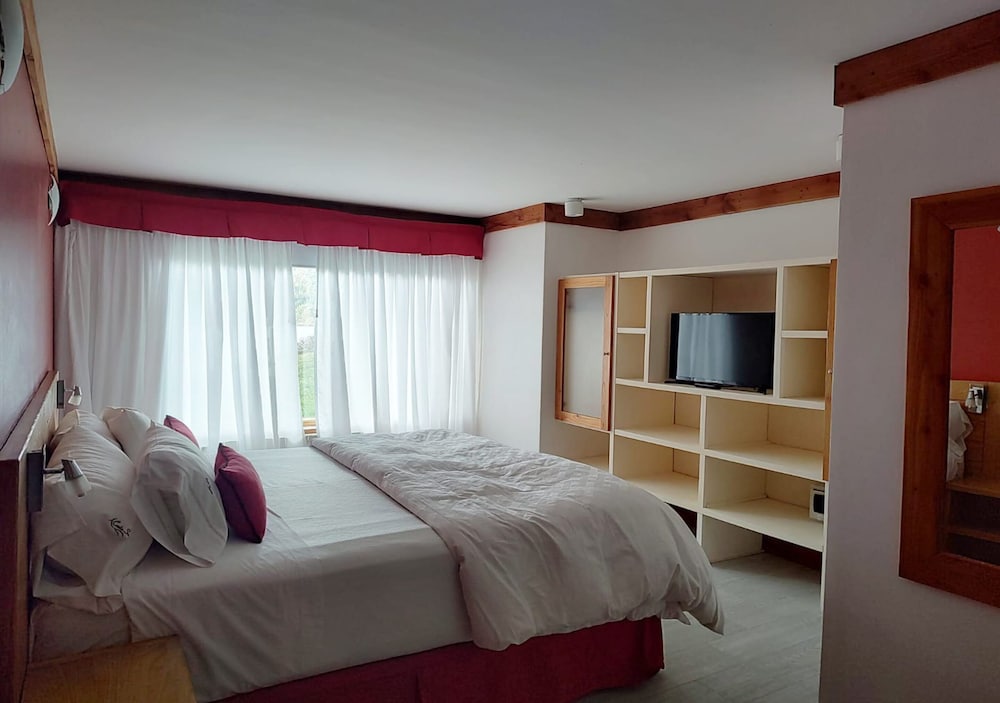 Costa Serena 18/50