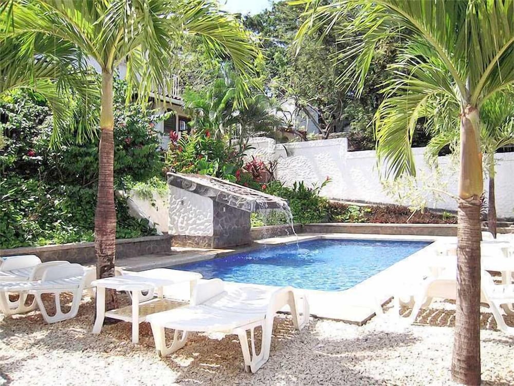 Hotel Flores 37/50