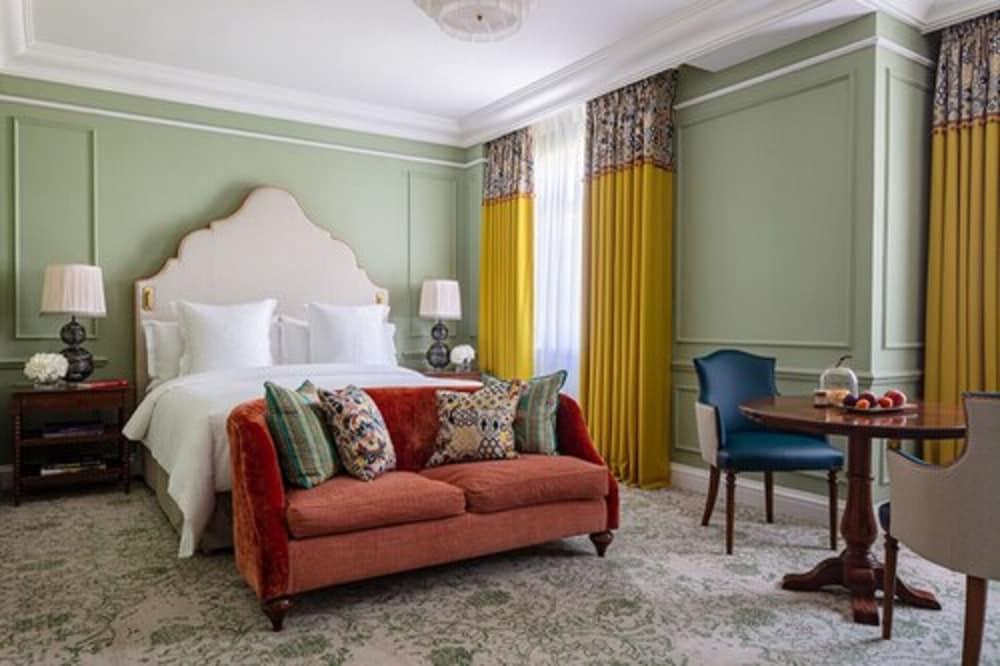 Four Seasons Hotel Hampshire 53/84