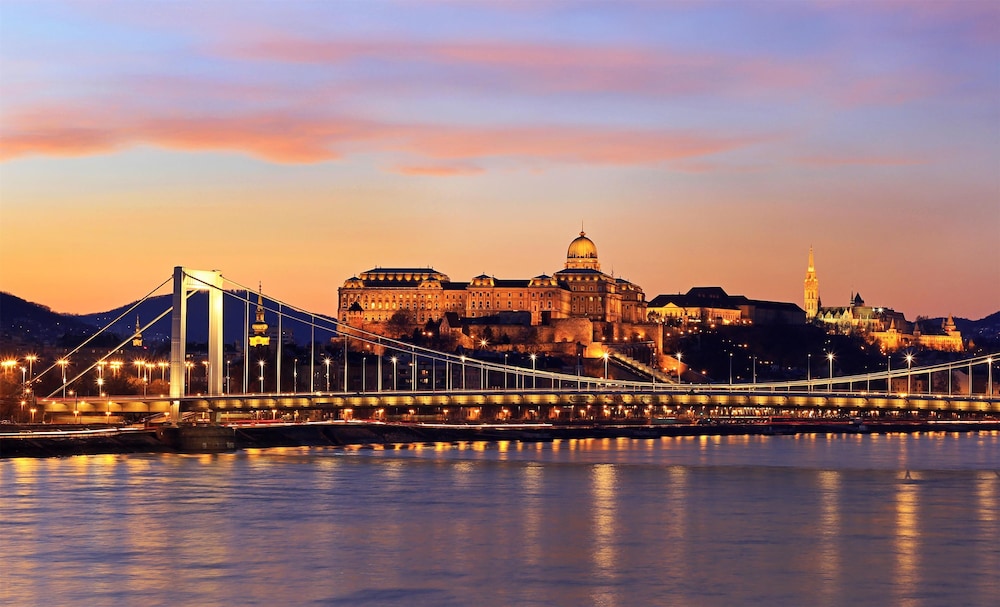 Kempinski Hotel Corvinus Budapest 64/70