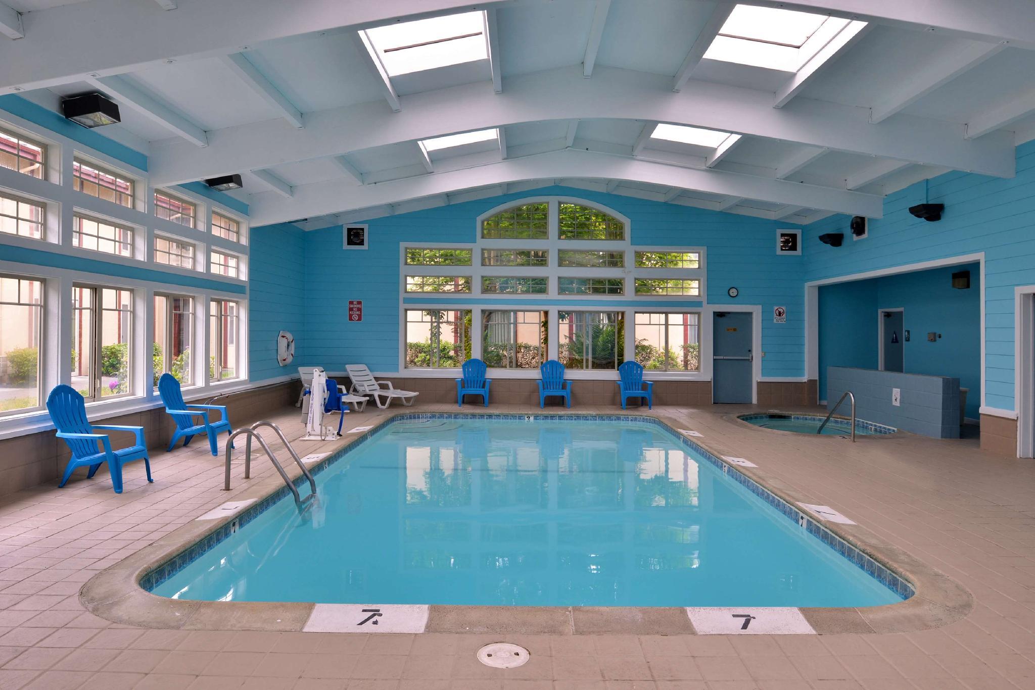 swimming pool spa