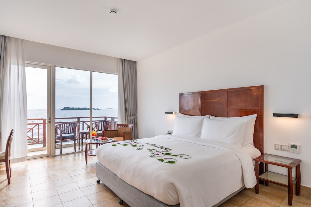 HULHULE ISLAND HOTEL 14/55