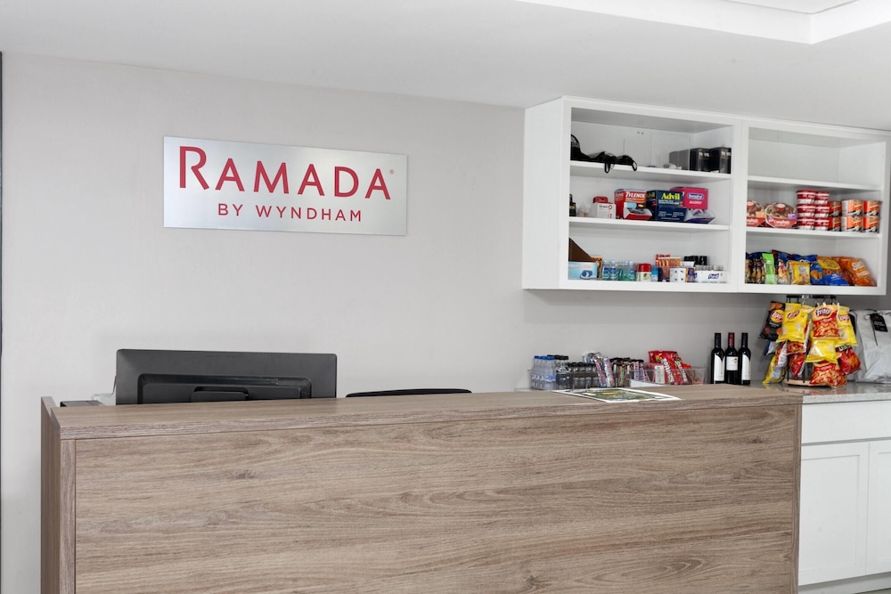 Ramada by Wyndham Milwaukee 7/29