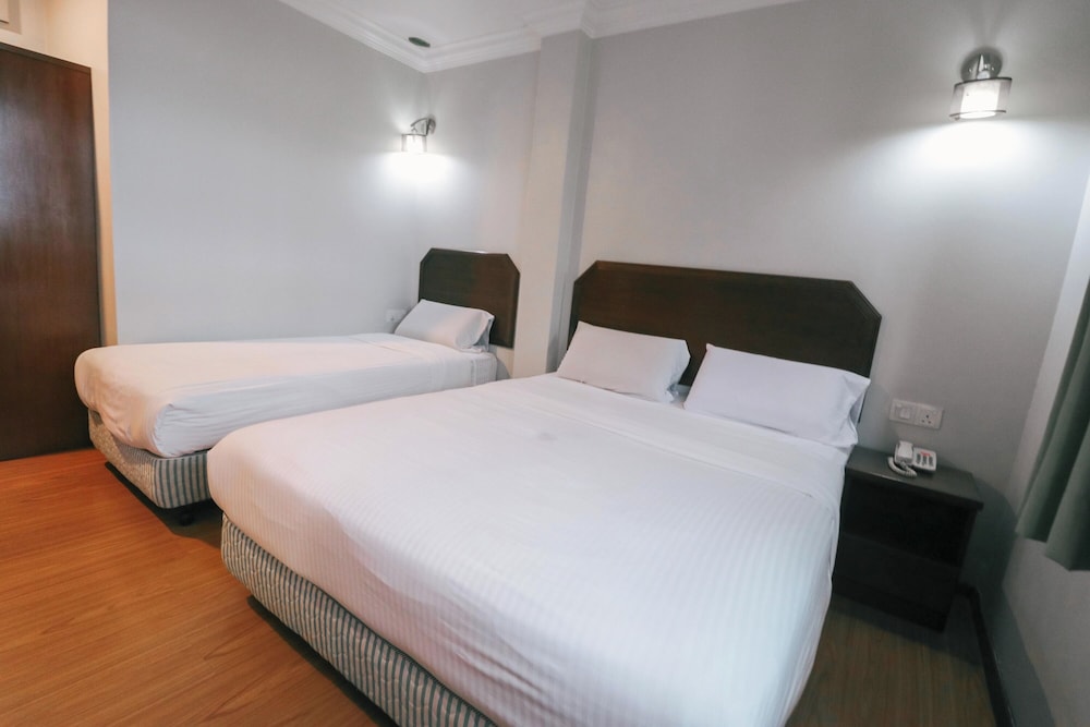 Hotel Rose Crest Hill 14/33