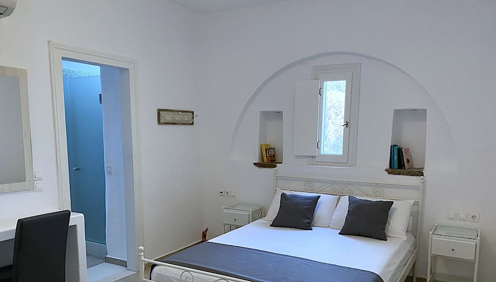 Antiparos View 14/50