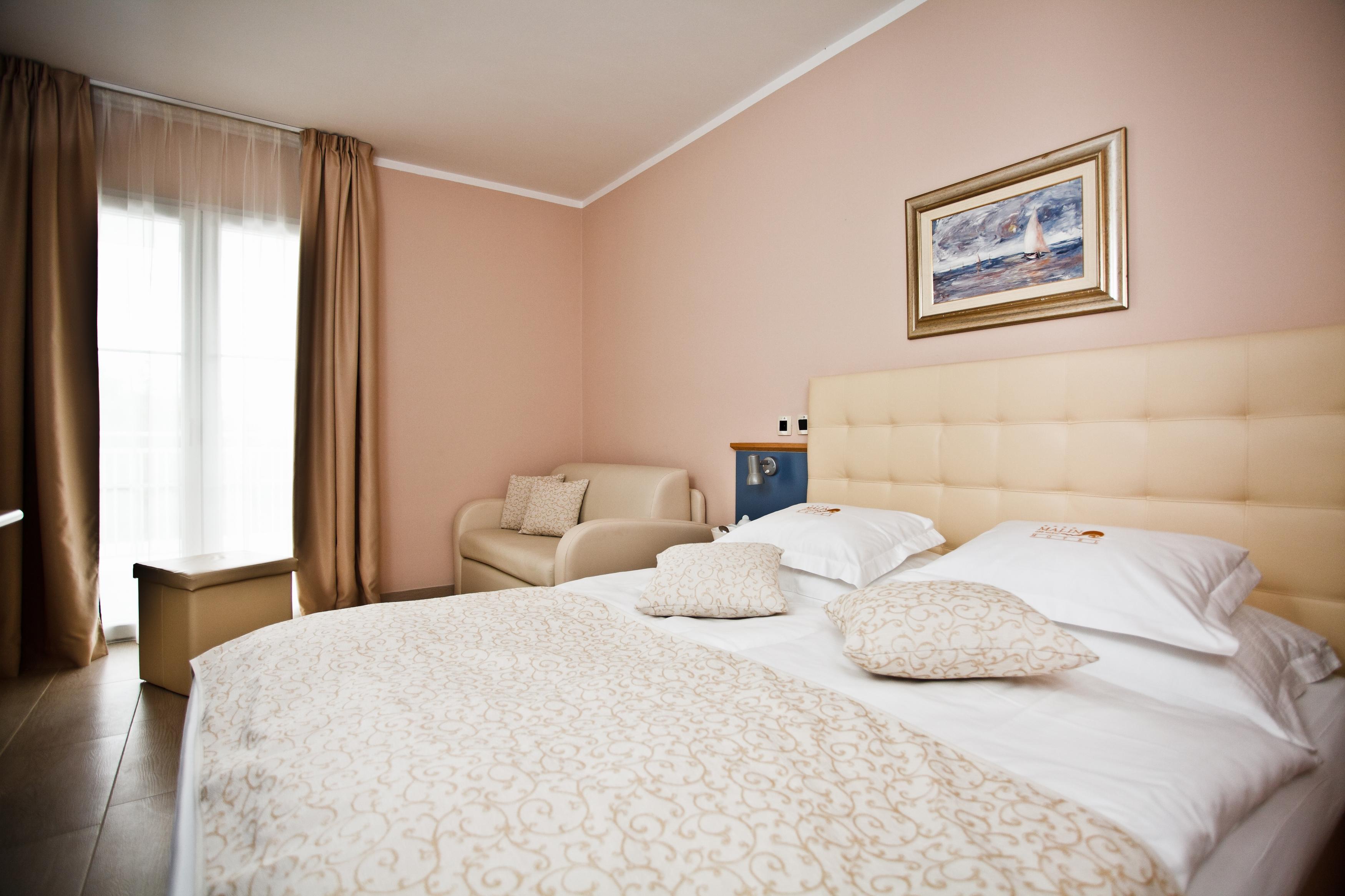Atrium, Double Bed