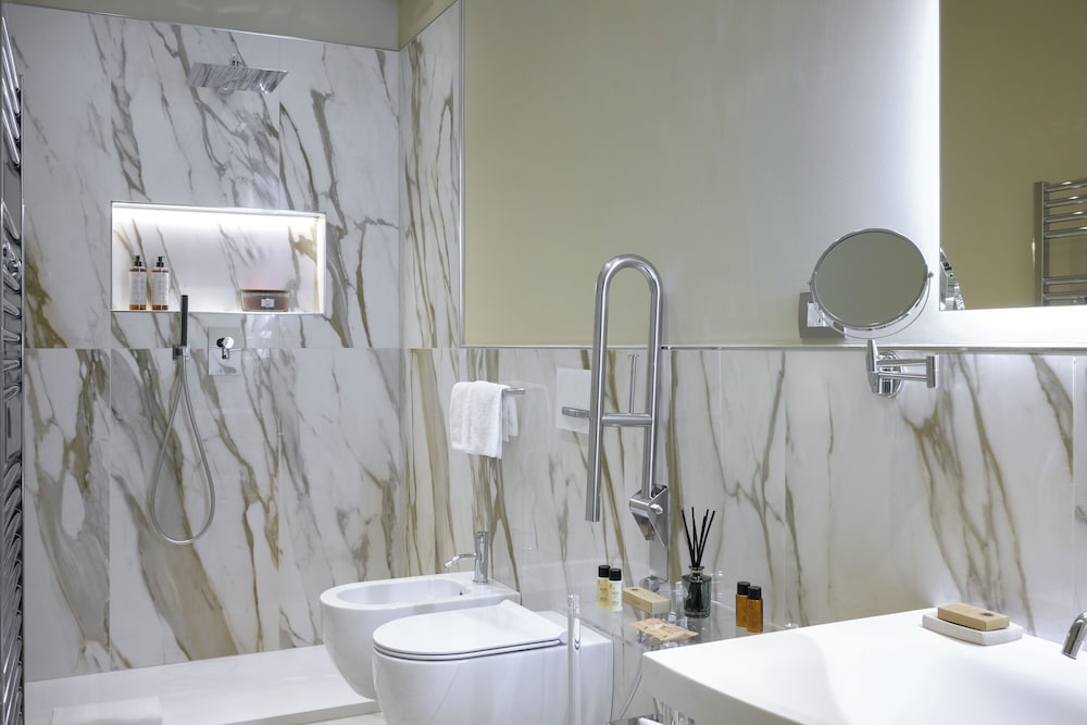 Tornabuoni Suites Collection 47/50
