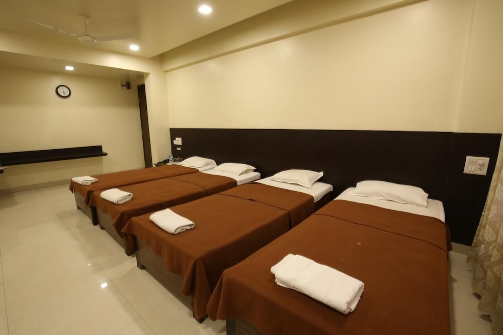 Hotel Kohinoor Square 27/37